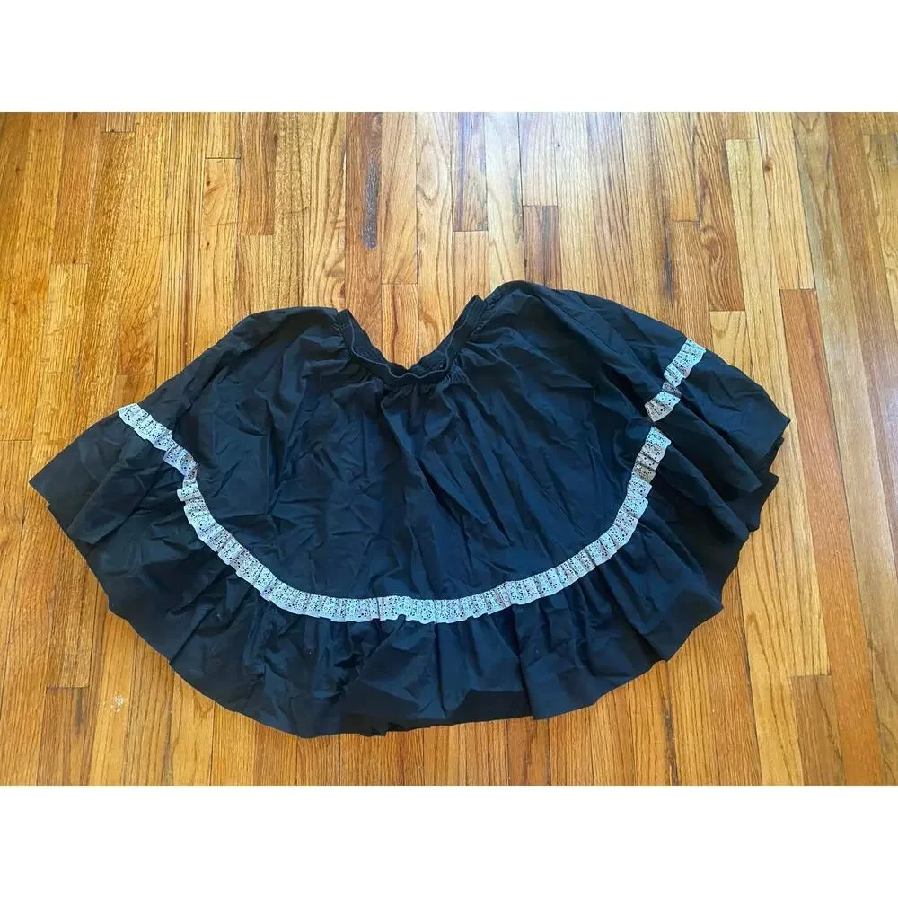 Rockmount Ranch Wear Western Square Dancing Circle Skirt Black / White Lace Trim